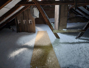 Zateplení bytového domu pomocí foukané izolace